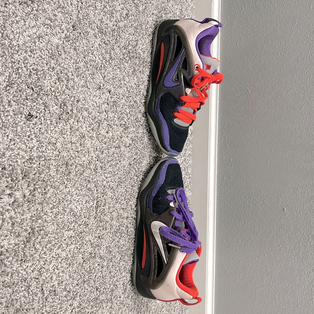 Nike KD 15 basketball all shoes. Worn for one season. Decent condition.